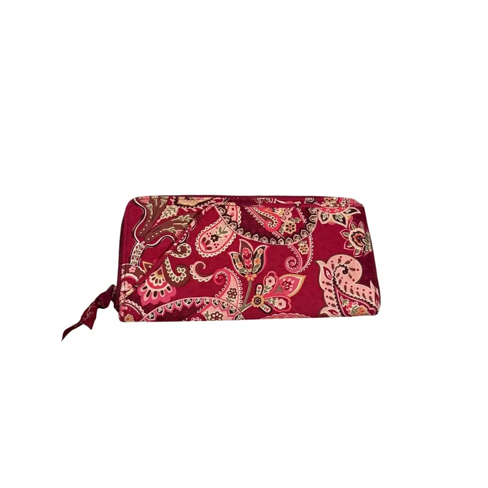 Vera Bradley Travel Organizer Passport Wallet Piccadilly Plum - Picture 1 of 4